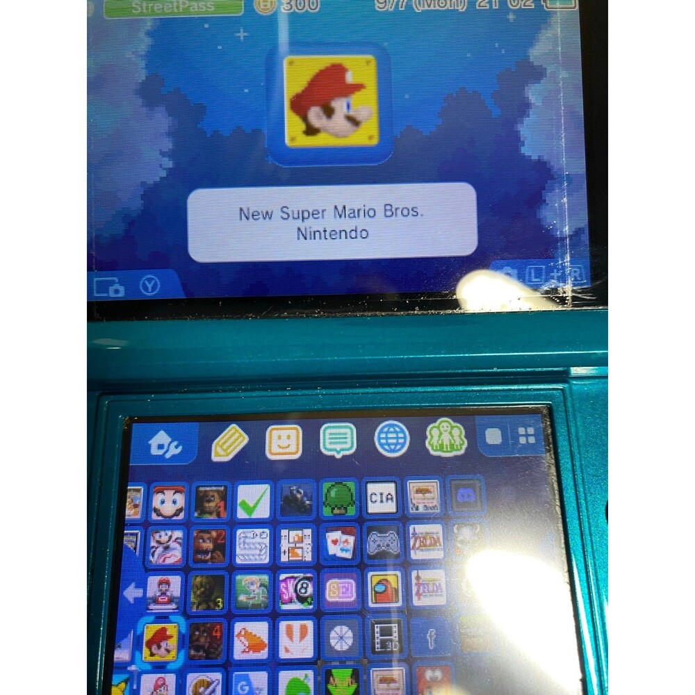 Nintendo 3DS Handheld Console Aqua Blue USA w Pokémon Mario Zelda games - Picture 9 of 9